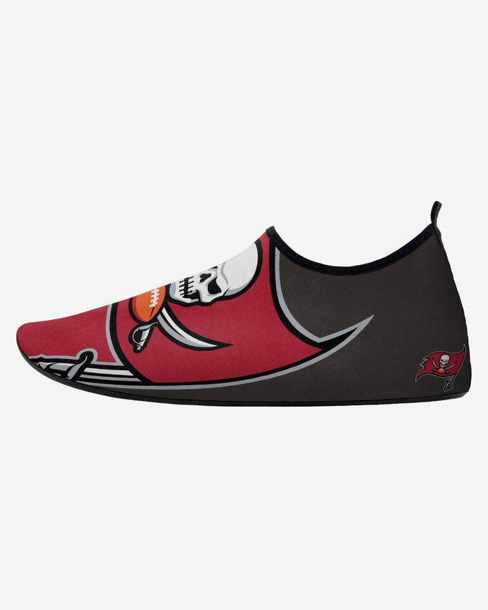 Tampa Bay Buccaneers Mens Colorblock Water Shoe FOCO - FOCO.com