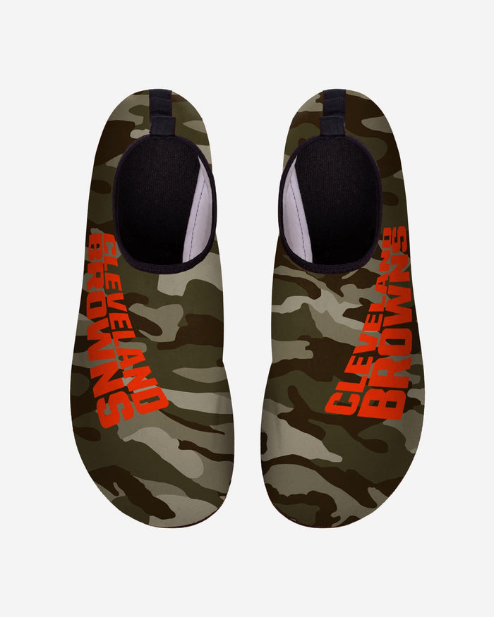 Cleveland Browns Mens Camo Water Shoe FOCO - FOCO.com