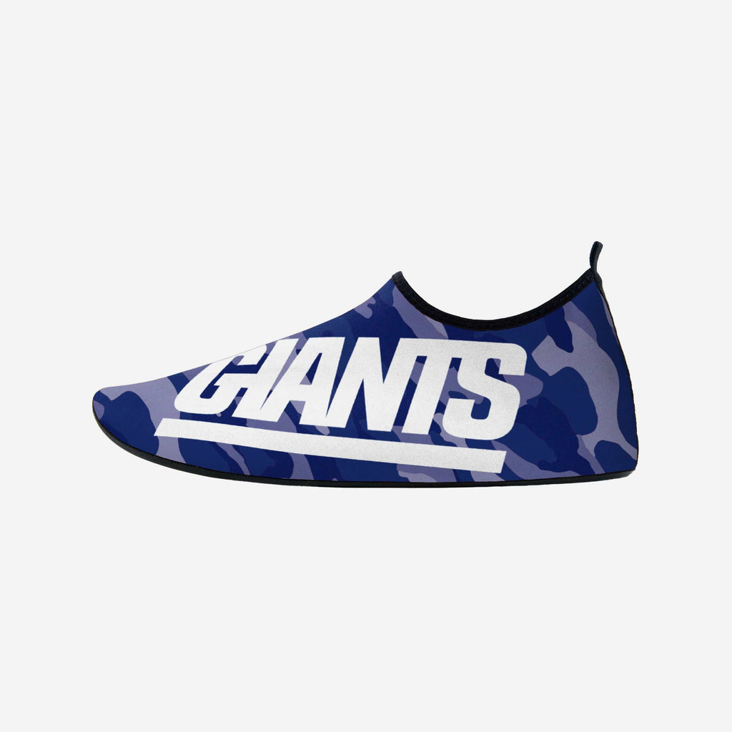 New York Giants Mens Camo Water Shoe FOCO S - FOCO.com