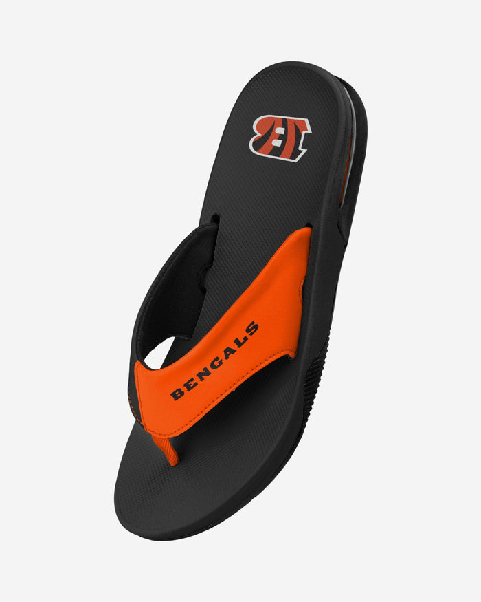 Cincinnati Bengals Team Color Contour Flip Flop FOCO - FOCO.com