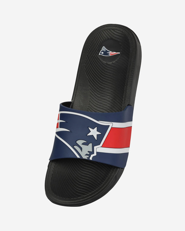 New England Patriots Striped Big Logo Raised Slide FOCO - FOCO.com