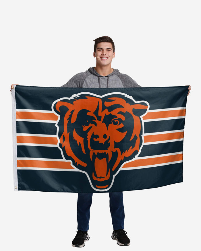 Chicago Bears Big Logo Team Stripe Horizontal Flag FOCO - FOCO.com