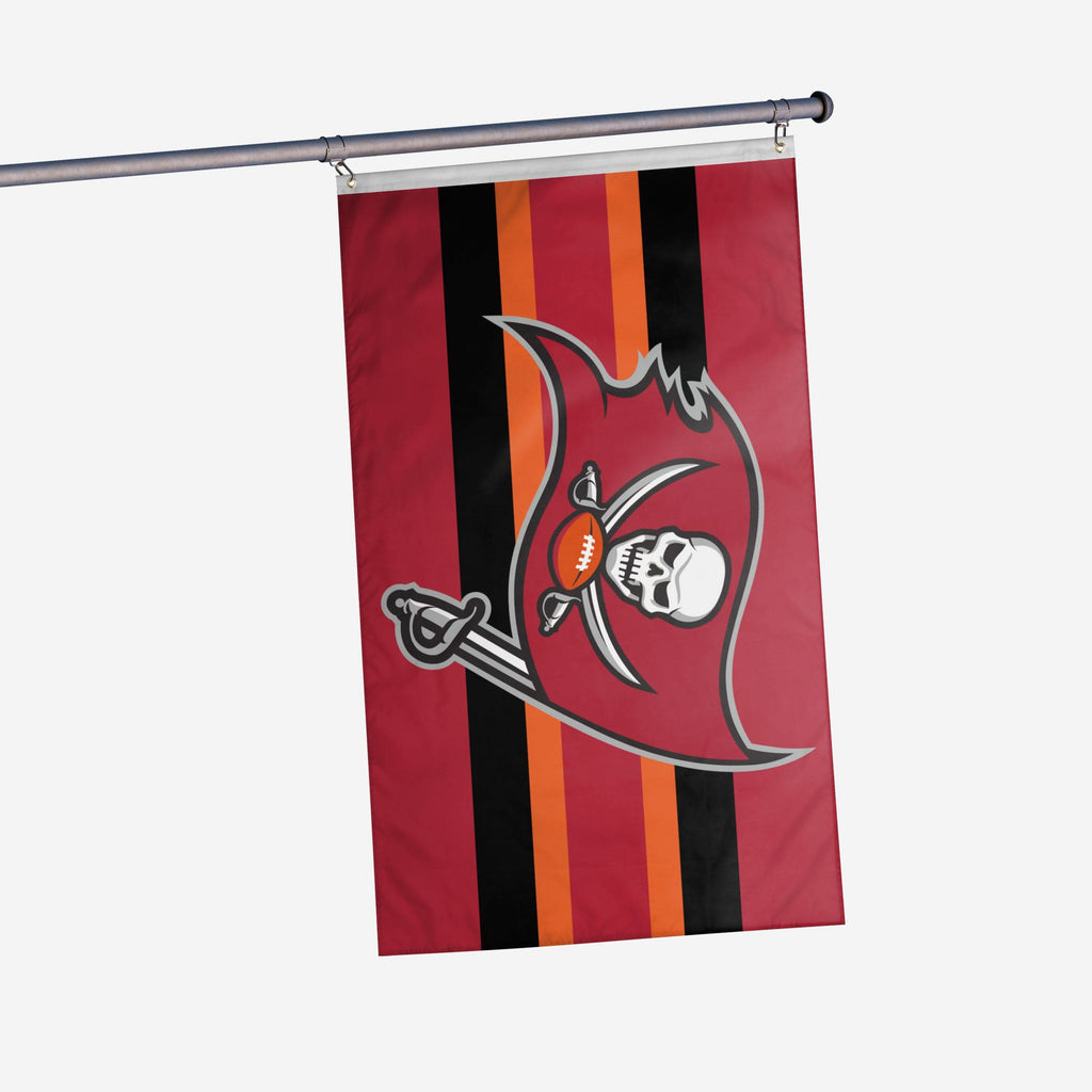 Tampa Bay Buccaneers Big Logo Team Stripe Horizontal Flag FOCO - FOCO.com