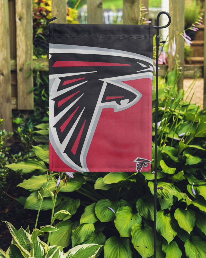 Atlanta Falcons Colorblock Helmet Garden Flag FOCO - FOCO.com