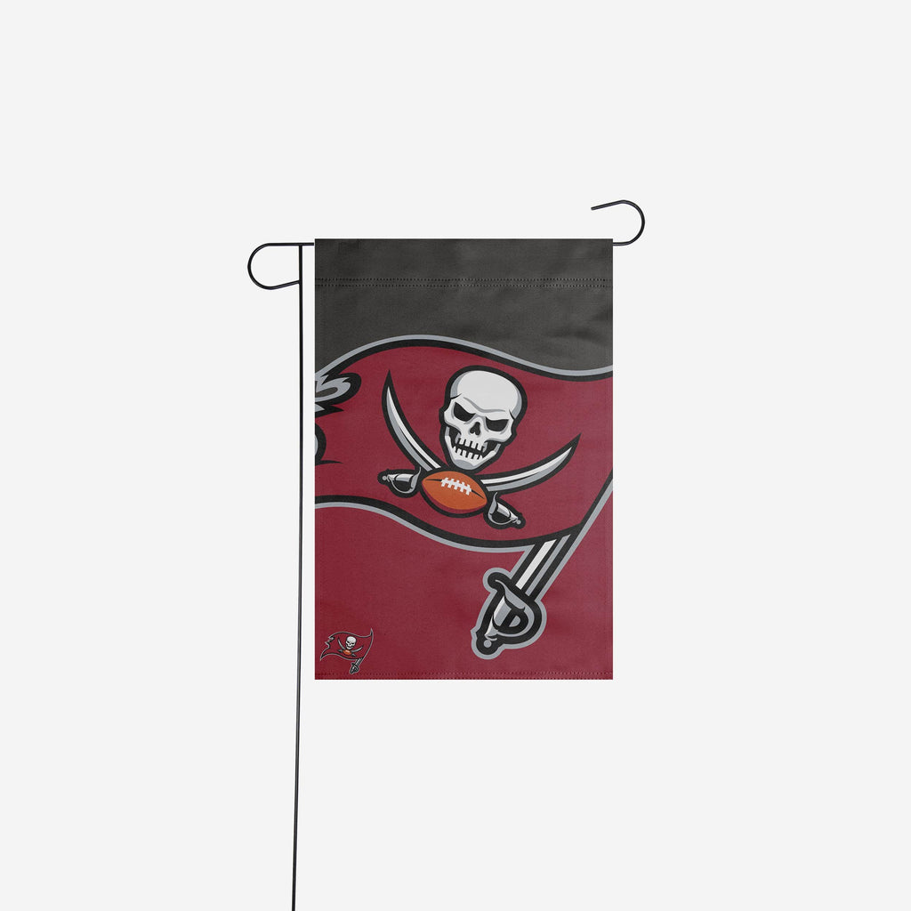 Tampa Bay Buccaneers Colorblock Helmet Garden Flag FOCO - FOCO.com