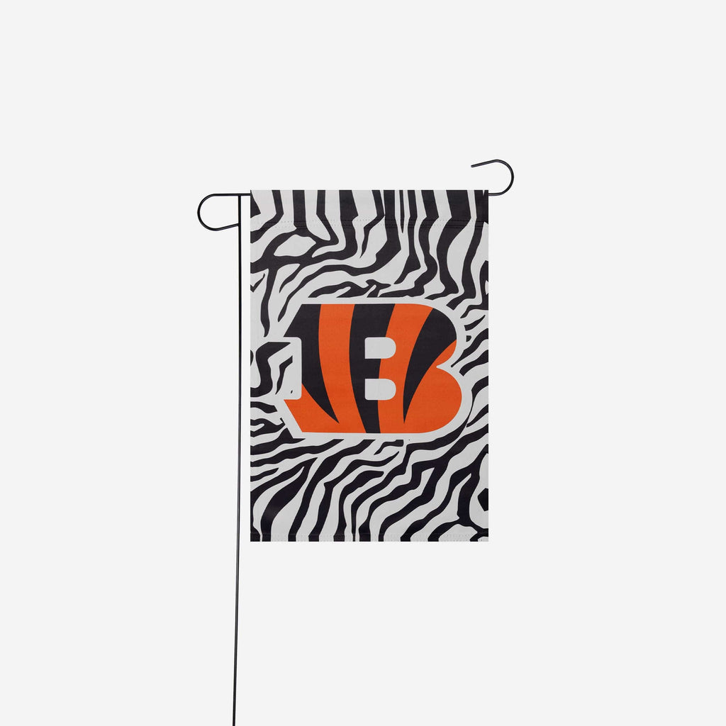 Cincinnati Bengals White Stripe Big Logo Garden Flag FOCO - FOCO.com