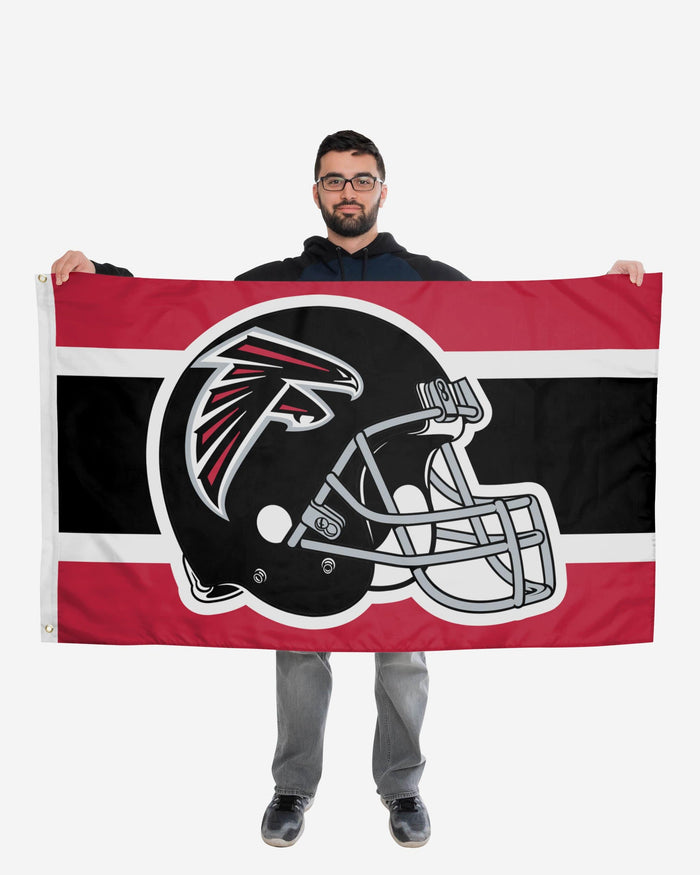 Atlanta Falcons Helmet Horizontal Flag FOCO - FOCO.com