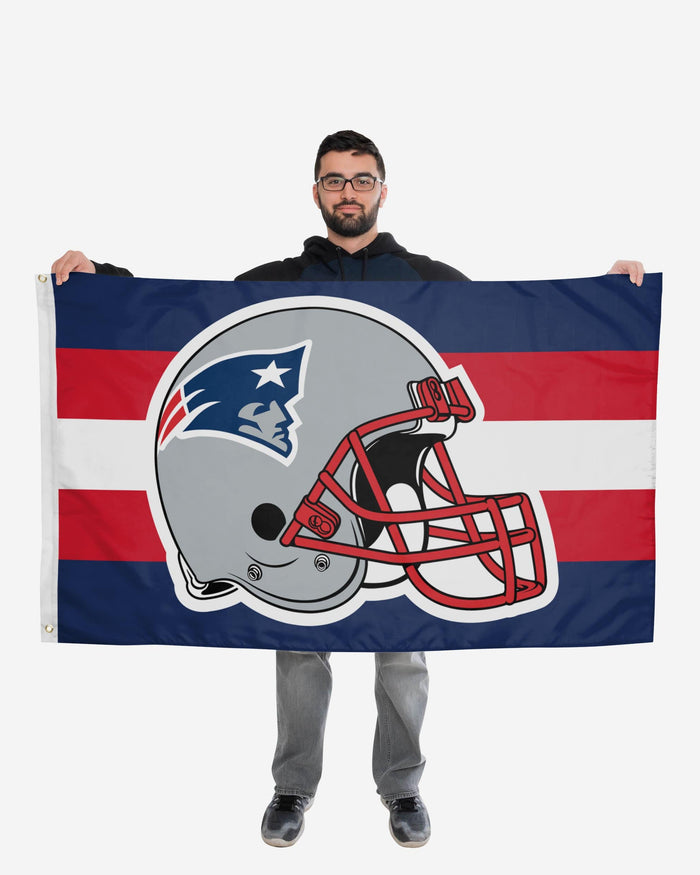 New England Patriots Helmet Horizontal Flag FOCO - FOCO.com