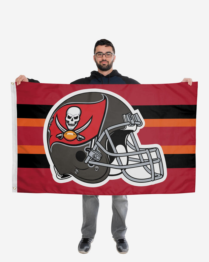 Tampa Bay Buccaneers Helmet Horizontal Flag FOCO - FOCO.com