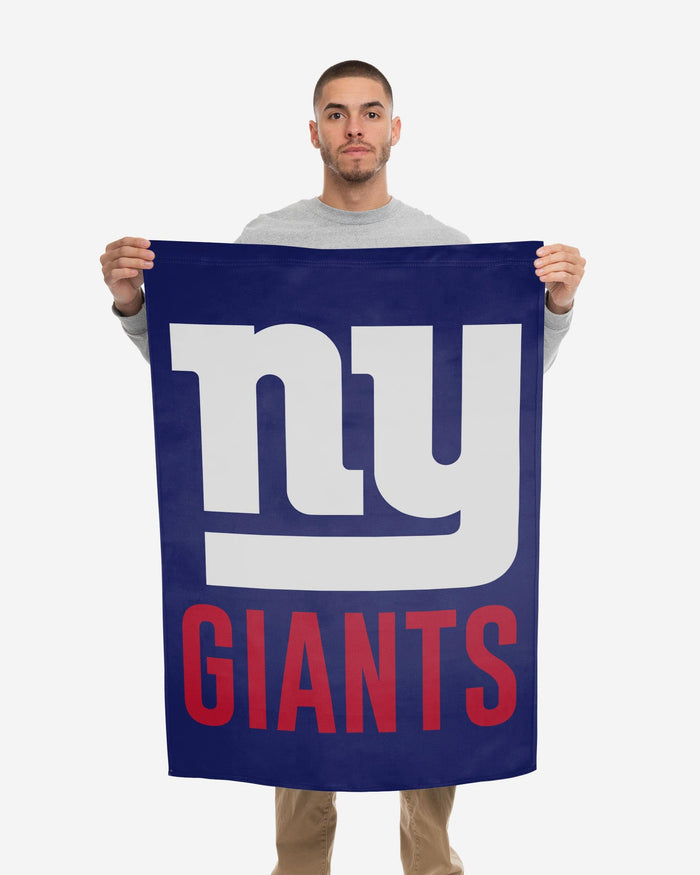 New York Giants Solid Vertical Flag FOCO - FOCO.com