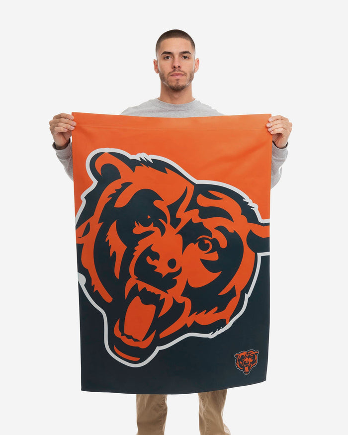 Chicago Bears Vertical Flag FOCO - FOCO.com