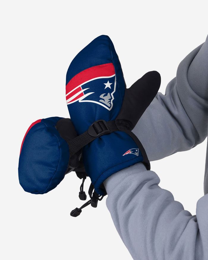 New England Patriots Frozen Tundra Insulated Mittens FOCO - FOCO.com