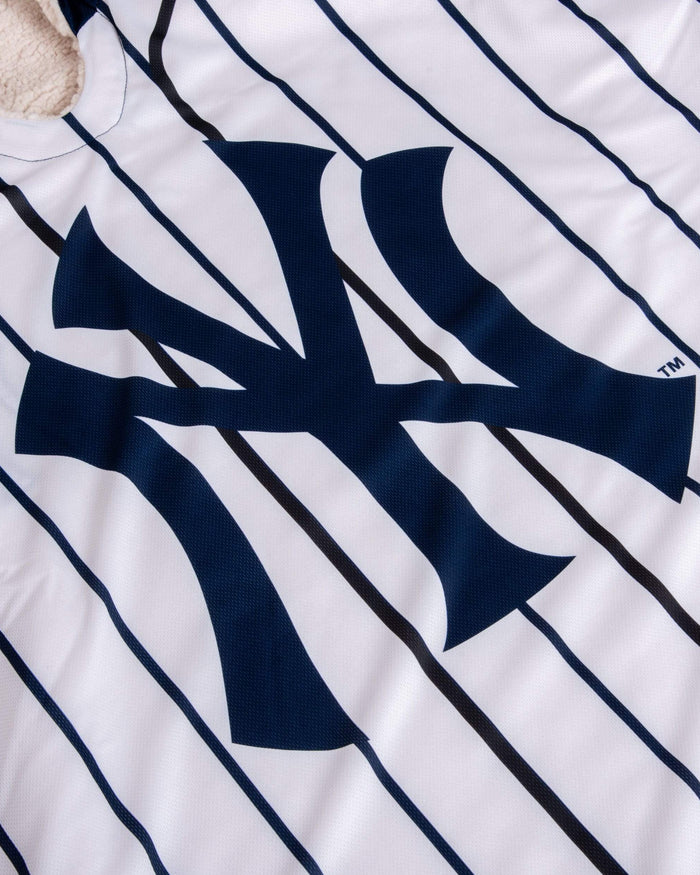 New York Yankees Reversible Gameday Hoodeez FOCO - FOCO.com