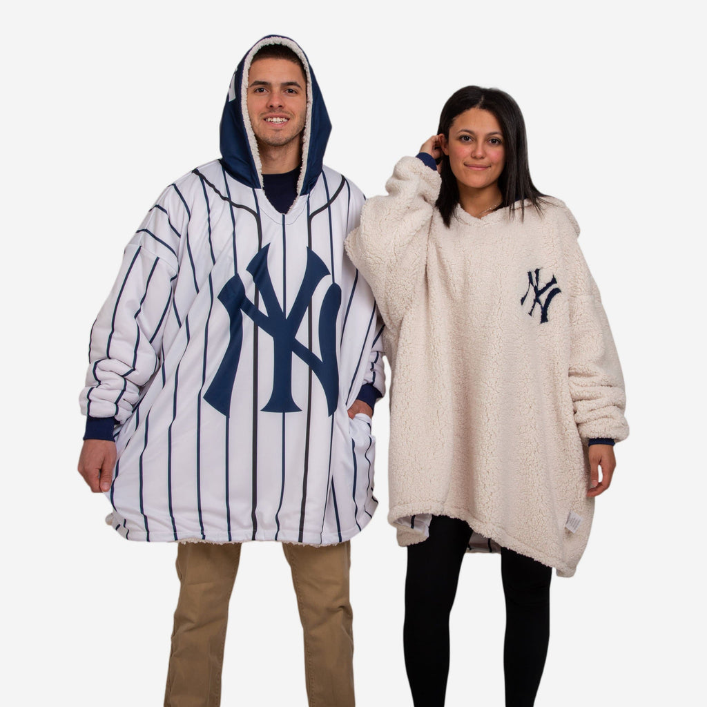 New York Yankees Reversible Gameday Hoodeez FOCO - FOCO.com