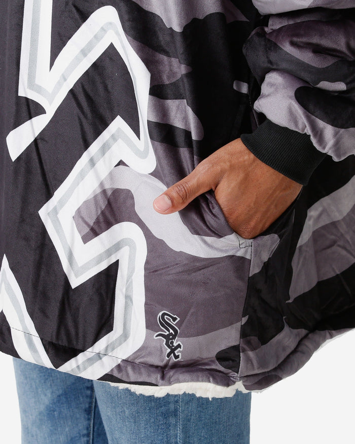 Chicago White Sox Reversible Team Color Camo Hoodeez FOCO - FOCO.com