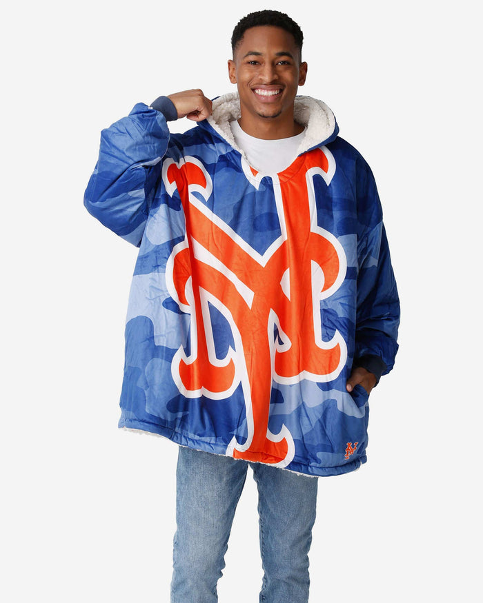 New York Mets Reversible Team Color Camo Hoodeez FOCO - FOCO.com