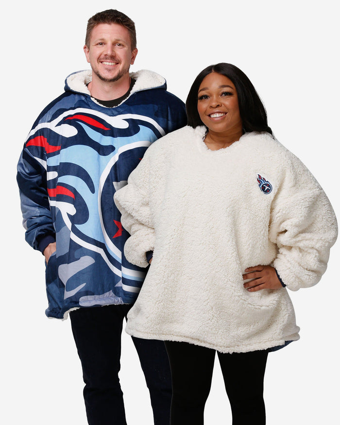 Tennessee Titans Reversible Team Color Camo Hoodeez FOCO - FOCO.com