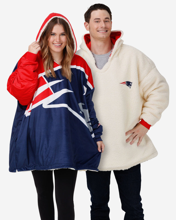 New England Patriots Reversible Colorblock Hoodeez FOCO - FOCO.com