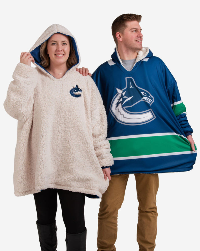 Vancouver Canucks Reversible Gameday Hoodeez FOCO - FOCO.com