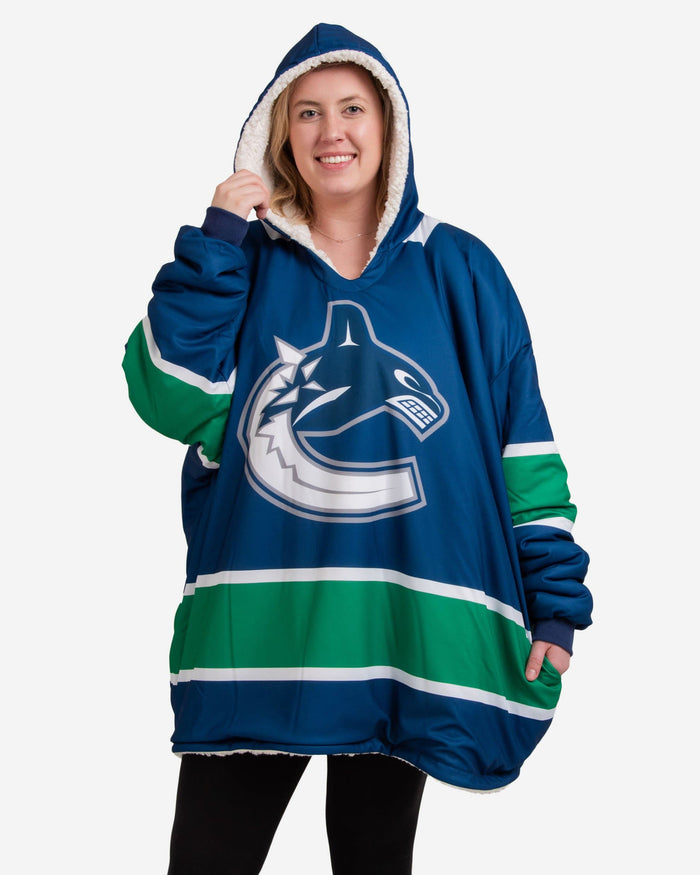 Vancouver Canucks Reversible Gameday Hoodeez FOCO - FOCO.com