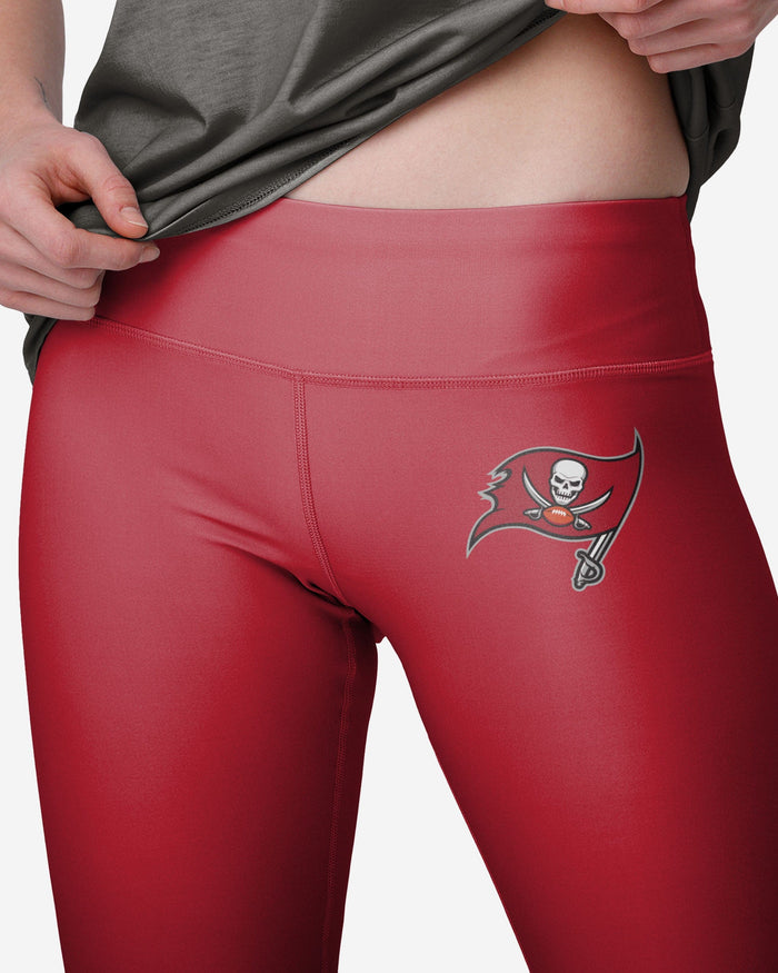 Tampa Bay Buccaneers Womens Solid Big Wordmark Legging FOCO - FOCO.com