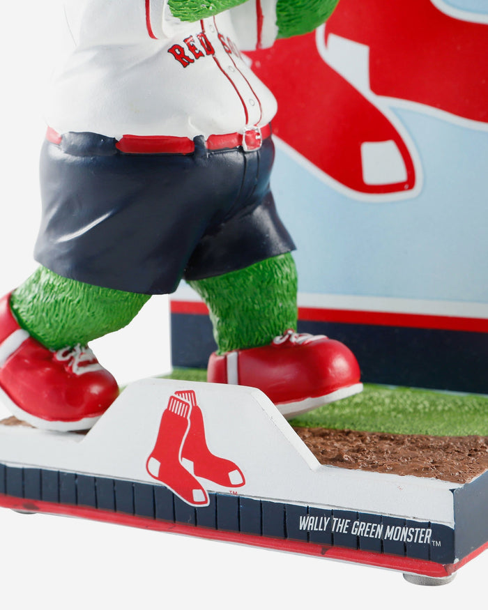 Wally The Green Monster Boston Red Sox Mascot Action Pose Light Up Ball Bobblehead FOCO - FOCO.com