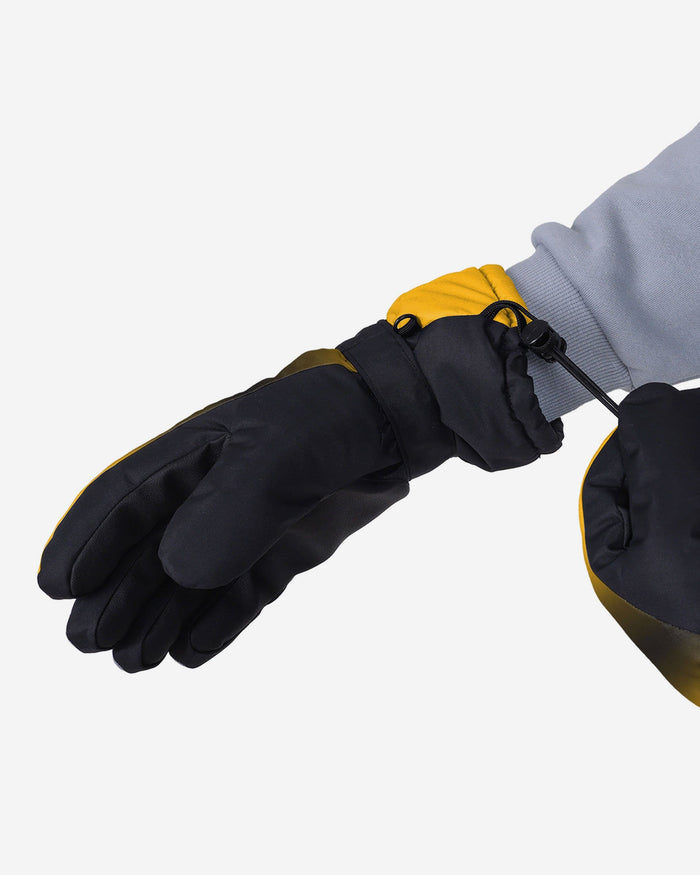 Pittsburgh Steelers Gradient Logo Insulated Gloves FOCO - FOCO.com