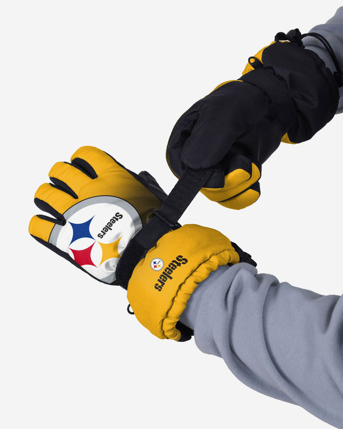 Pittsburgh Steelers Gradient Logo Insulated Gloves FOCO - FOCO.com