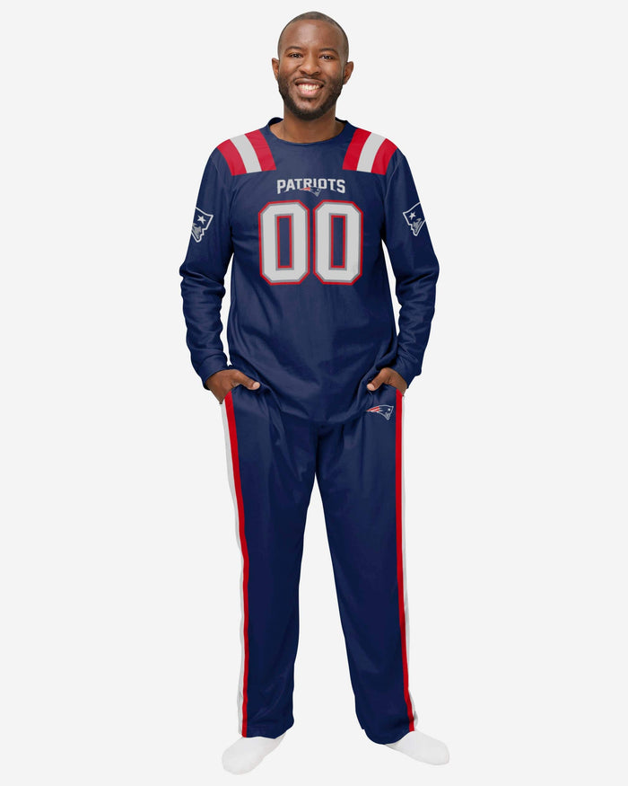 New England Patriots Gameday Ready Lounge Shirt FOCO - FOCO.com