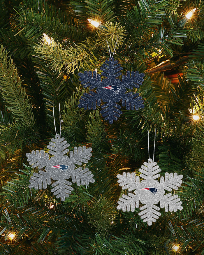 New England Patriots 3 Pack Metal Glitter Snowflake Ornament FOCO - FOCO.com