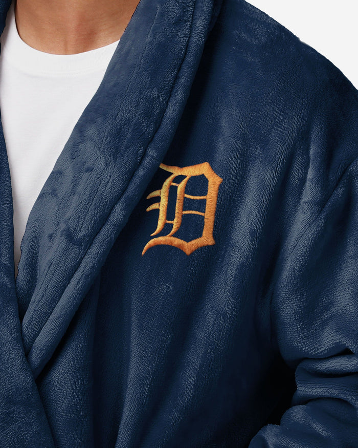 Detroit Tigers Lazy Day Team Robe FOCO - FOCO.com