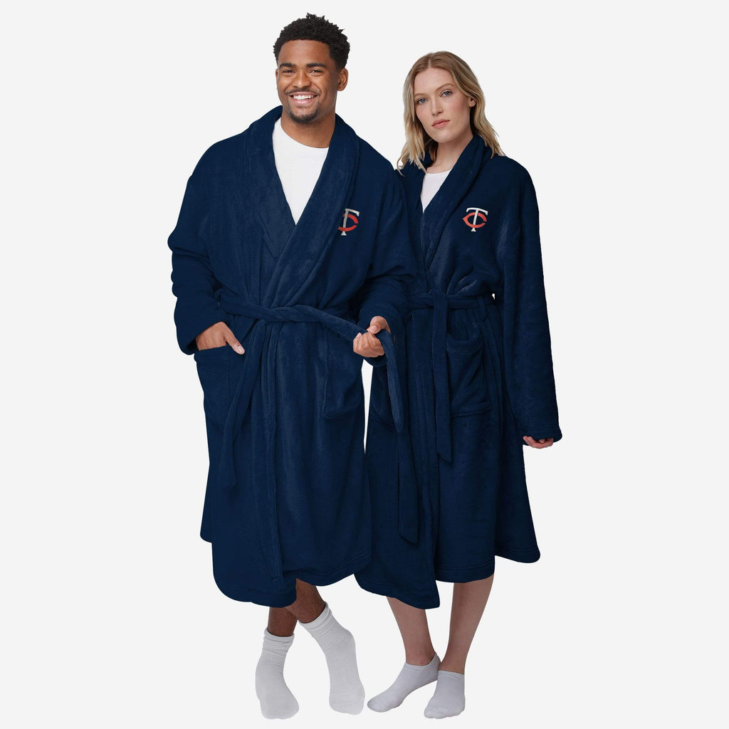 Minnesota Twins Lazy Day Team Robe FOCO - FOCO.com