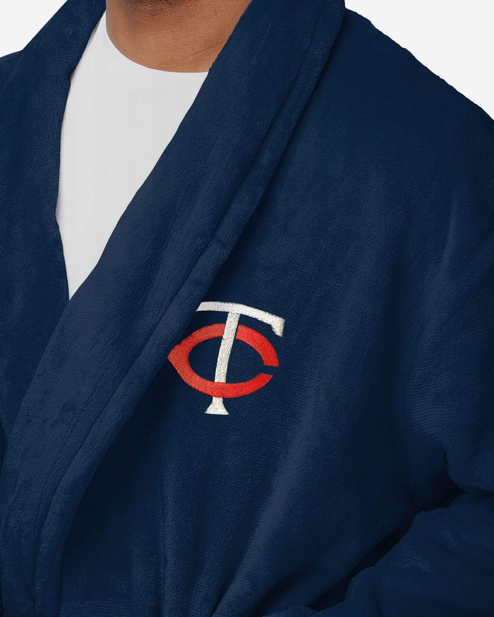 Minnesota Twins Lazy Day Team Robe FOCO - FOCO.com