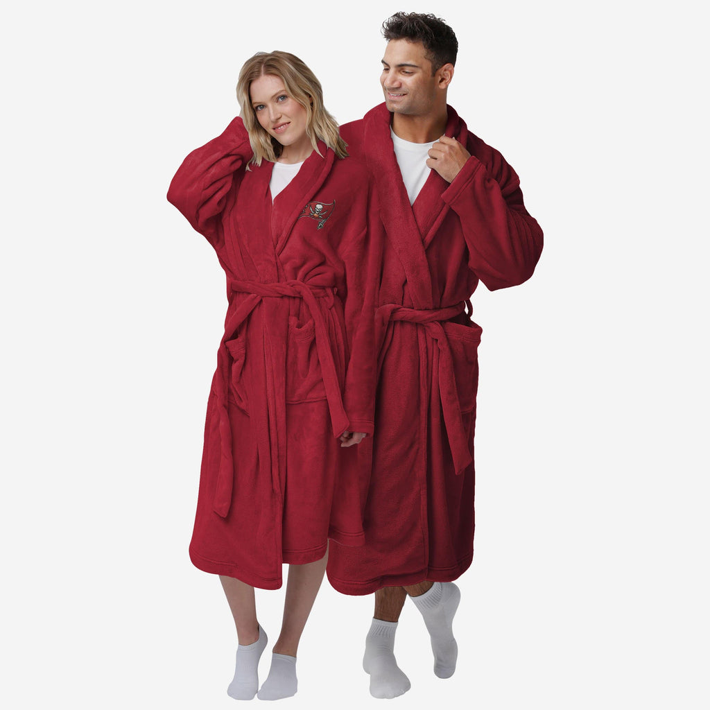 Tampa Bay Buccaneers Lazy Day Team Robe FOCO - FOCO.com