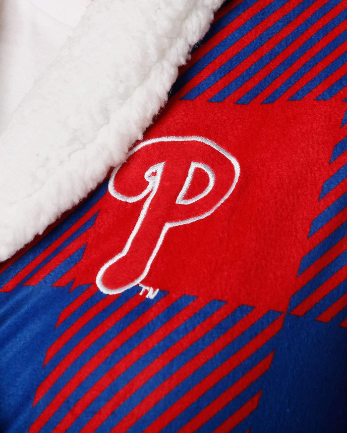 Philadelphia Phillies Lounge Life Reversible Robe FOCO - FOCO.com