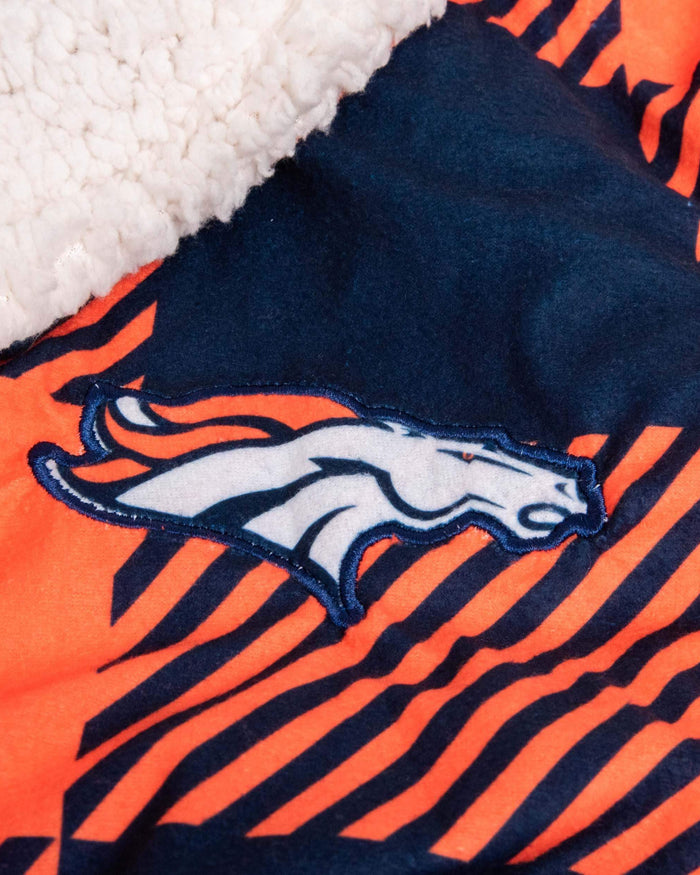 Denver Broncos Lounge Life Reversible Robe FOCO - FOCO.com