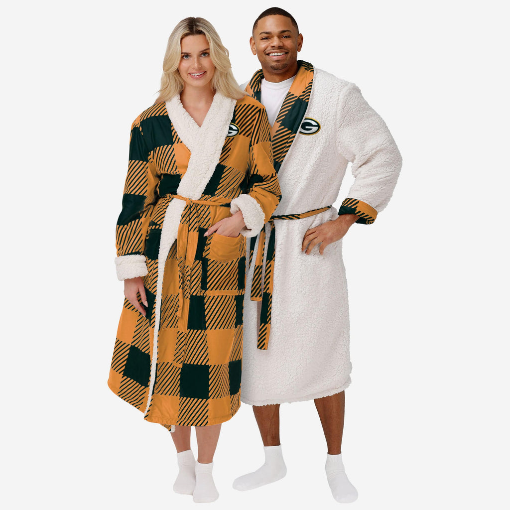 Green Bay Packers Lounge Life Reversible Robe FOCO S/M - FOCO.com