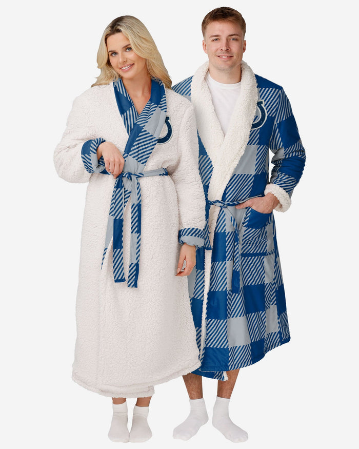 Indianapolis Colts Lounge Life Reversible Robe FOCO S/M - FOCO.com