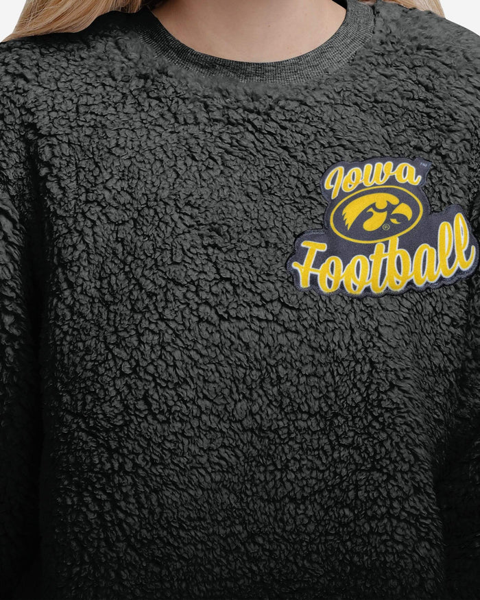 Iowa Hawkeyes Womens Sherpa Lounge Set FOCO - FOCO.com