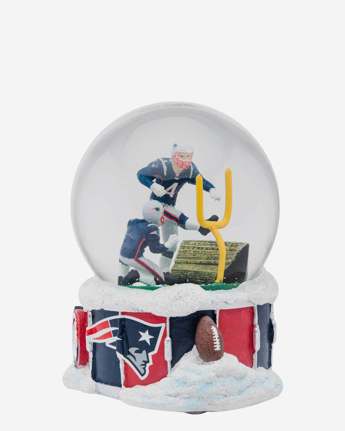 New England Patriots Iconic Moment Snow Globe FOCO - FOCO.com