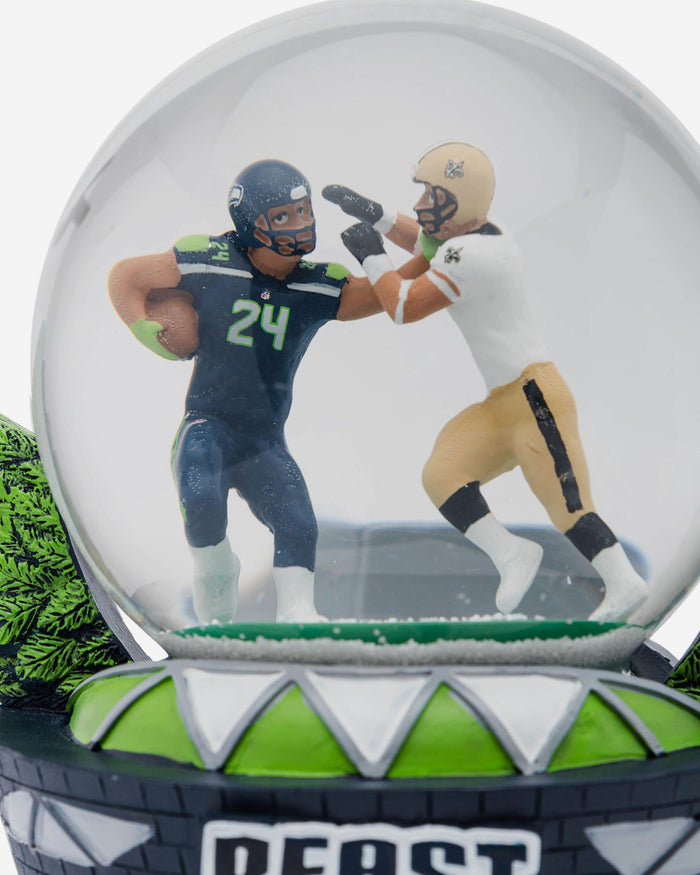 Seattle Seahawks Iconic Moment Snow Globe FOCO - FOCO.com