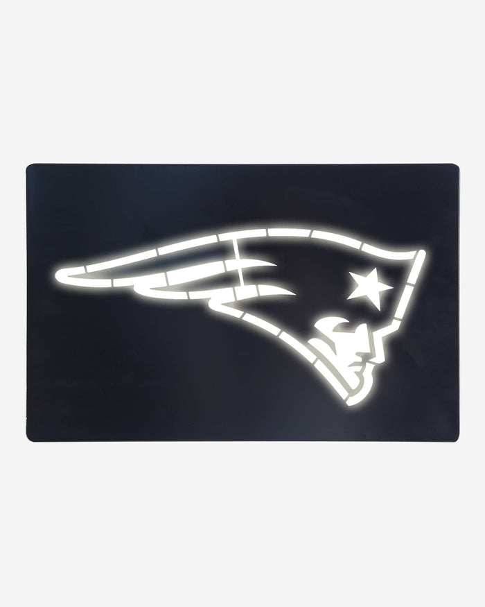 New England Patriots Metal Light Up Logo Sign FOCO - FOCO.com