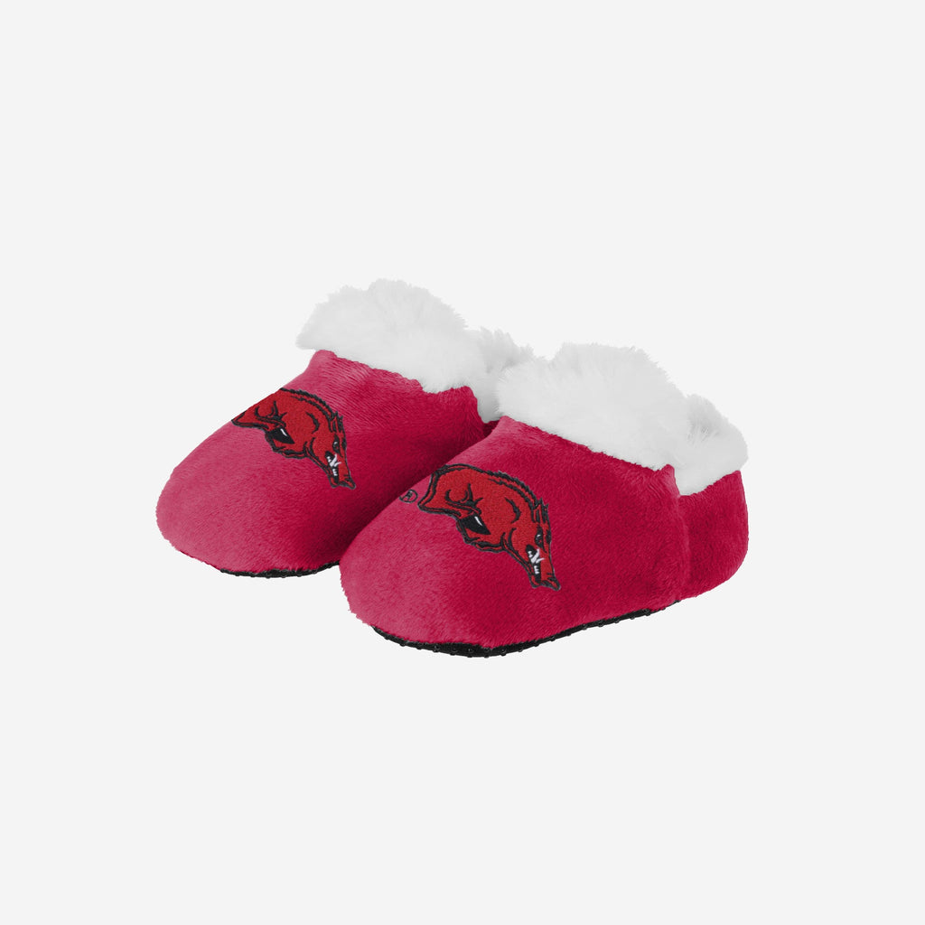 Arkansas Razorbacks Logo Baby Bootie Slipper FOCO 0-3 mo - FOCO.com