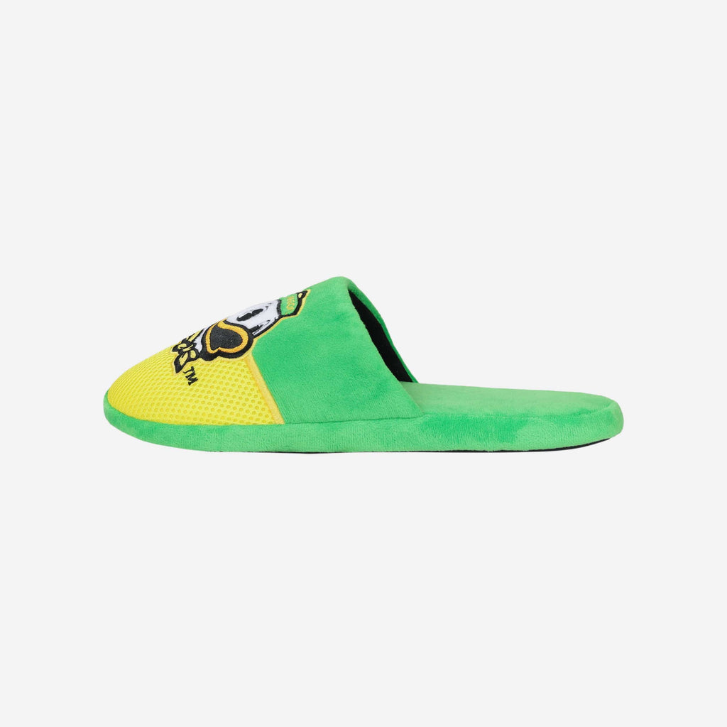 Oregon Ducks Team Logo Staycation Slipper FOCO S - FOCO.com