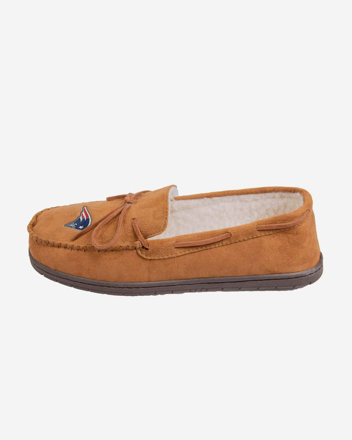 New England Patriots Moccasin Slipper FOCO - FOCO.com