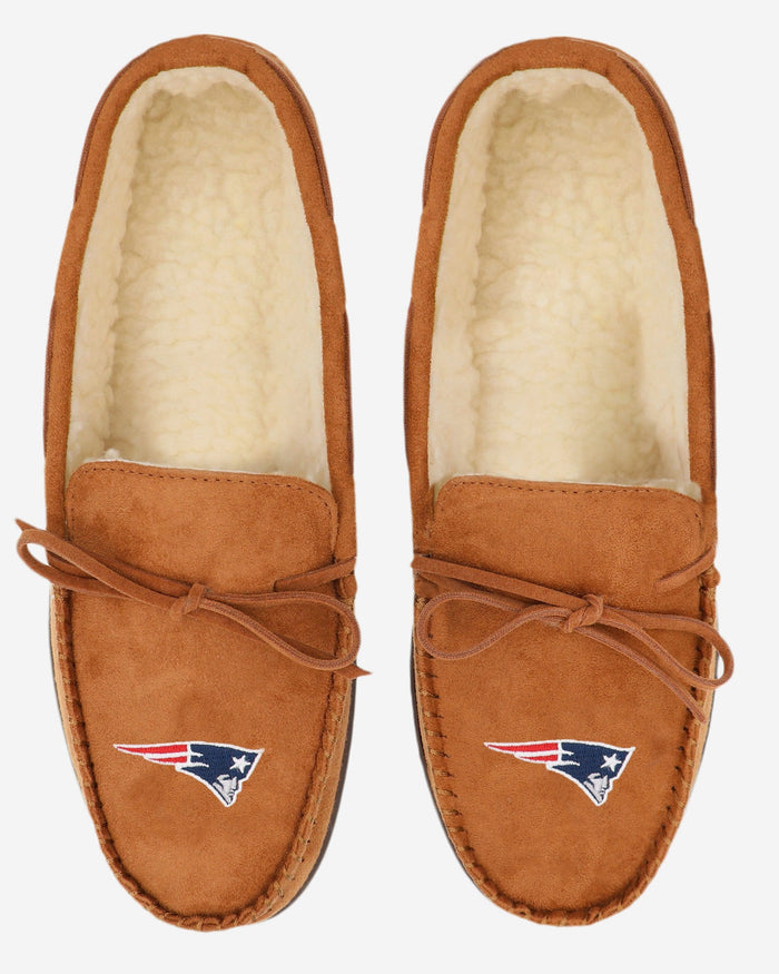 New England Patriots Moccasin Slipper FOCO - FOCO.com