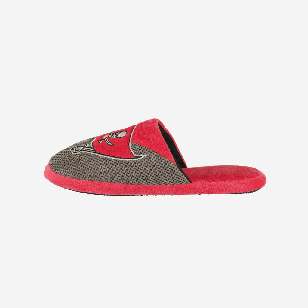 Tampa Bay Buccaneers Team Logo Staycation Slipper FOCO S - FOCO.com