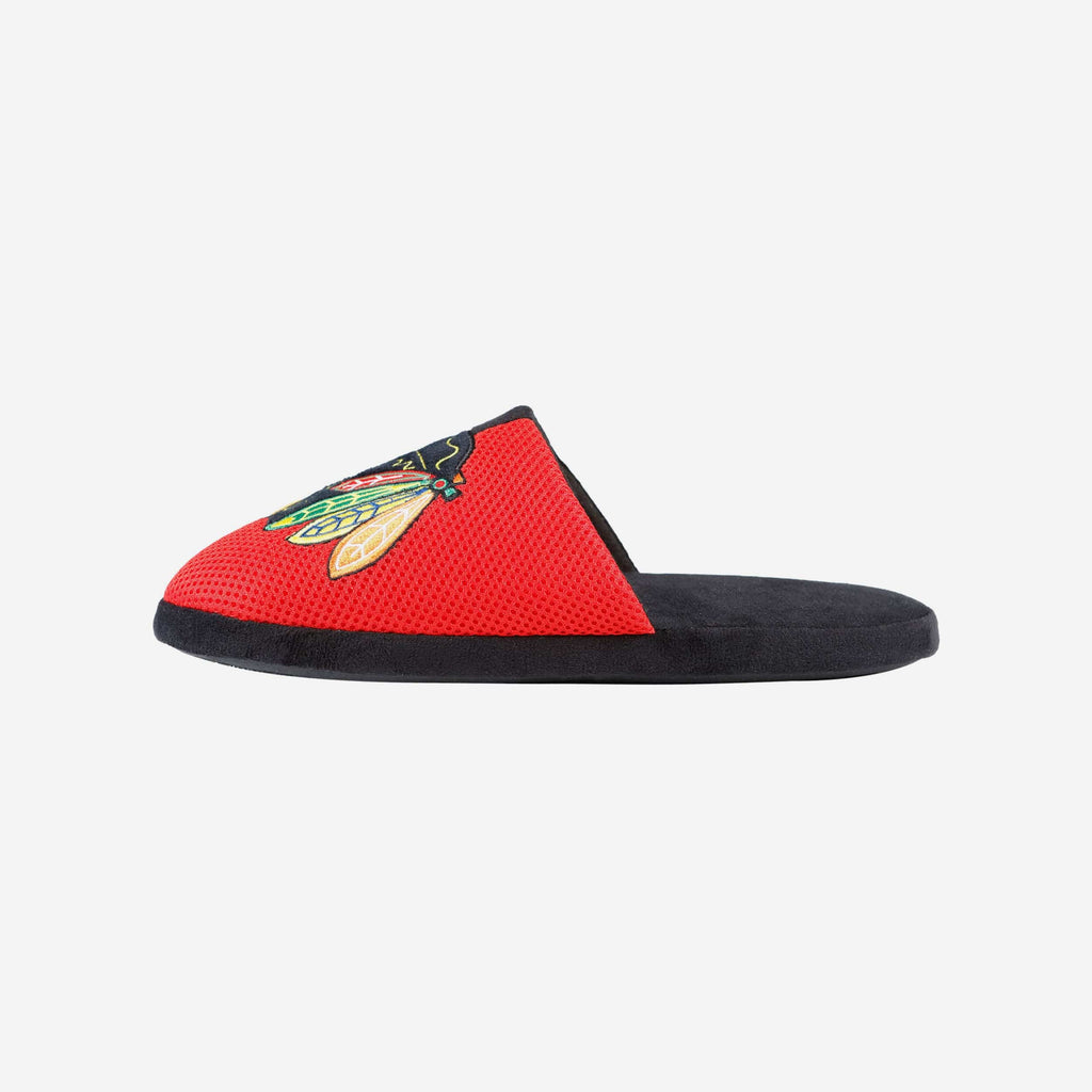 Chicago Blackhawks Team Logo Staycation Slipper FOCO S - FOCO.com