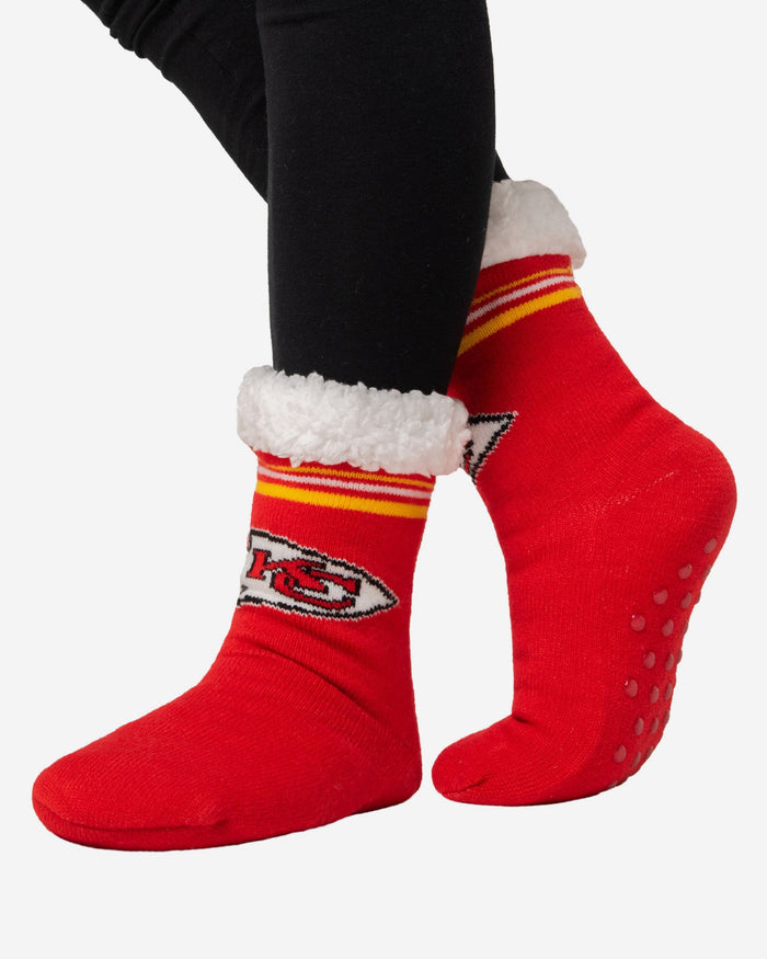 Kansas City Chiefs Womens Stripe Logo Tall Footy Slipper Socks FOCO - FOCO.com