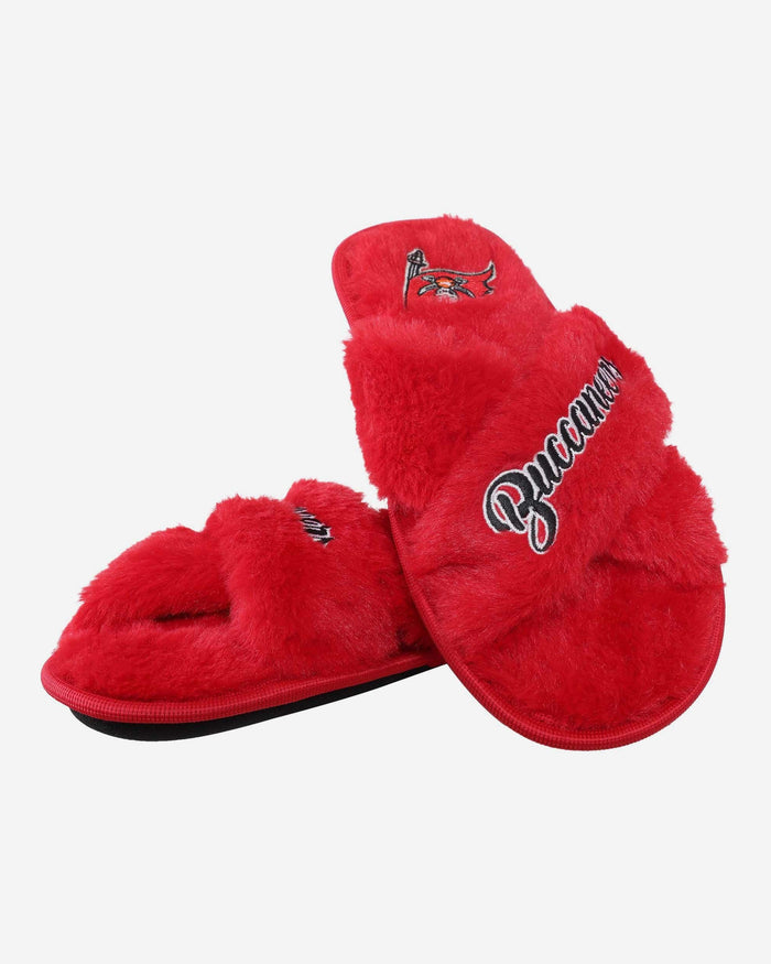 Tampa Bay Buccaneers Womens Script Wordmark Fur Cross Slide FOCO - FOCO.com